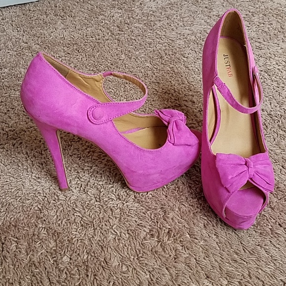 Pumps - Picture 3 of 4